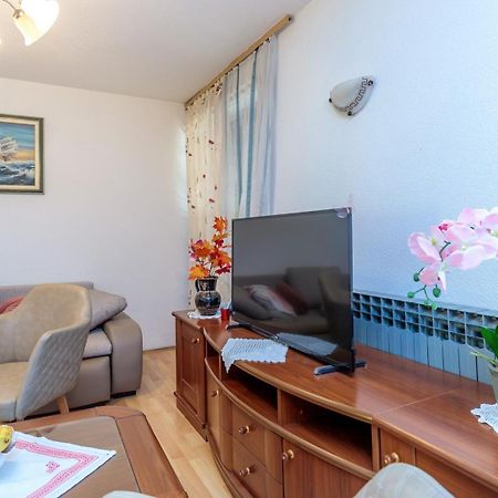 Apartments Volte Rovigno Стая снимка